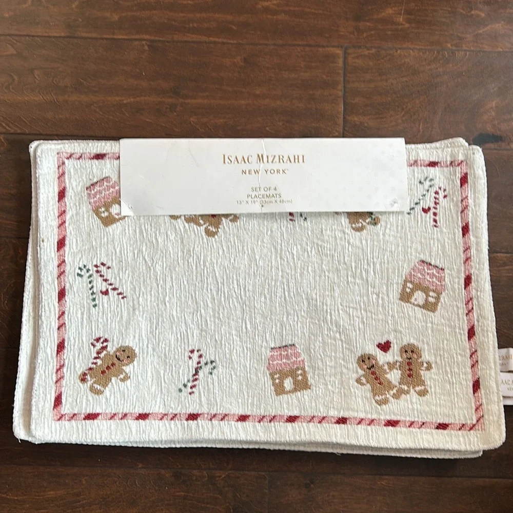 Isaac Mizrahi Set Of 4 Placemats Christmas Candy Cane Gingerbread New